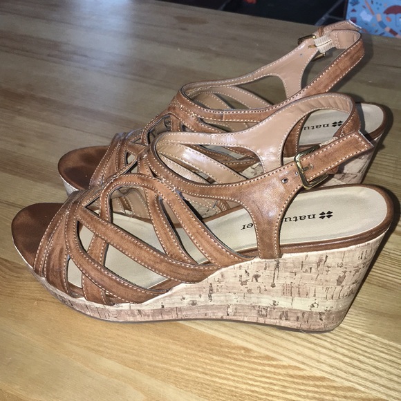 naturalizer vivian wedge sandals